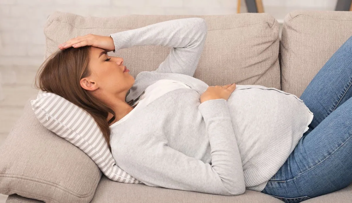Mẹ bầu bị mất ngủ: Vì sao càng về đêm càng khó ngủ, cách cải thiện ?